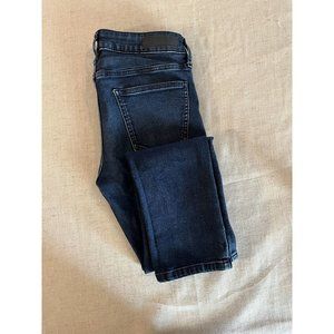 Calvin Klein, Slim Boyfriend, Women's Denim Blue Jeans, Size 2